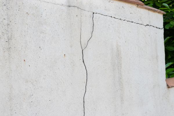 Foundation Crack Patching in Minneapolis